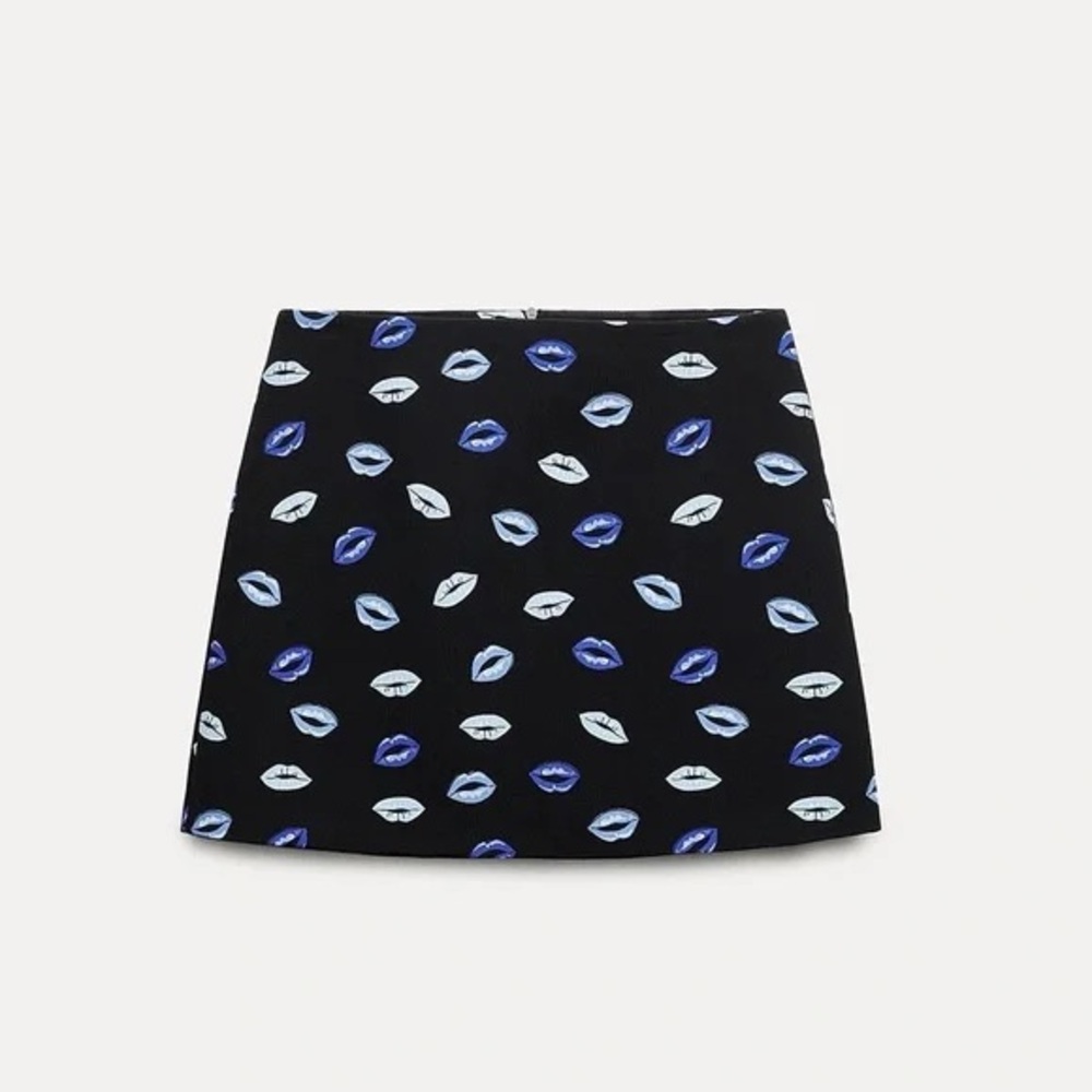 Zara Black Mini Skirt with Blue and White Lip Print
